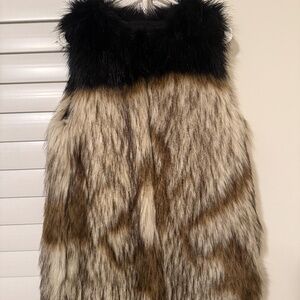 Aritzia Talula fur vest